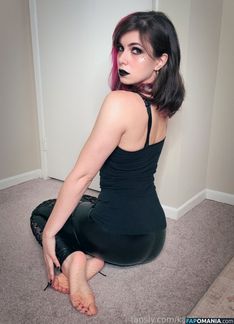 Kaitlin Witcher / KaitlinWitcher / piddleass Nahý OnlyFans  Uniklá fotka #275
