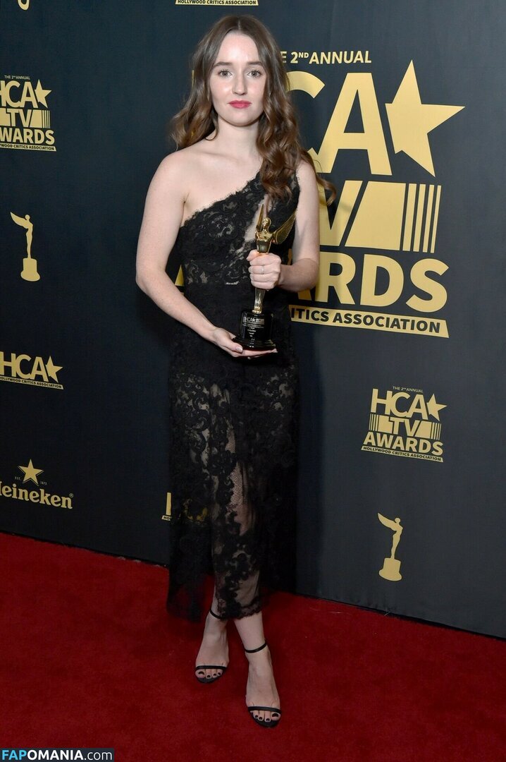 Kaitlyn Rochelle Dever / kaitlyn dever / kaitlyndever Nahý OnlyFans  Uniklá fotka #4