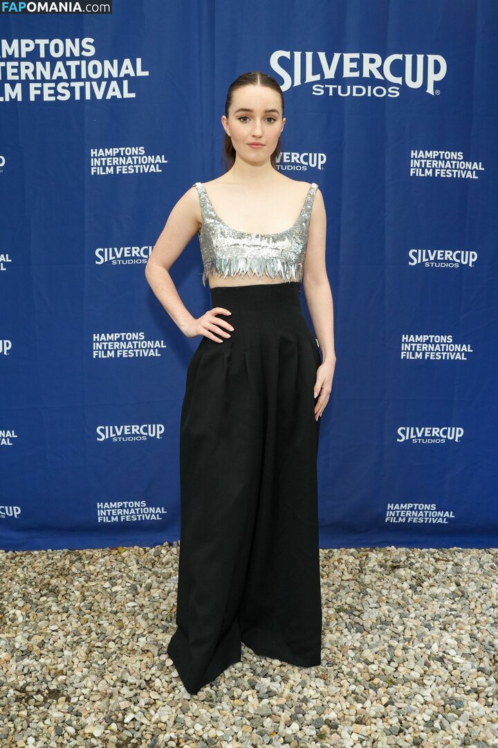 Kaitlyn Rochelle Dever / kaitlyn dever / kaitlyndever Nahý OnlyFans  Uniklá fotka #14