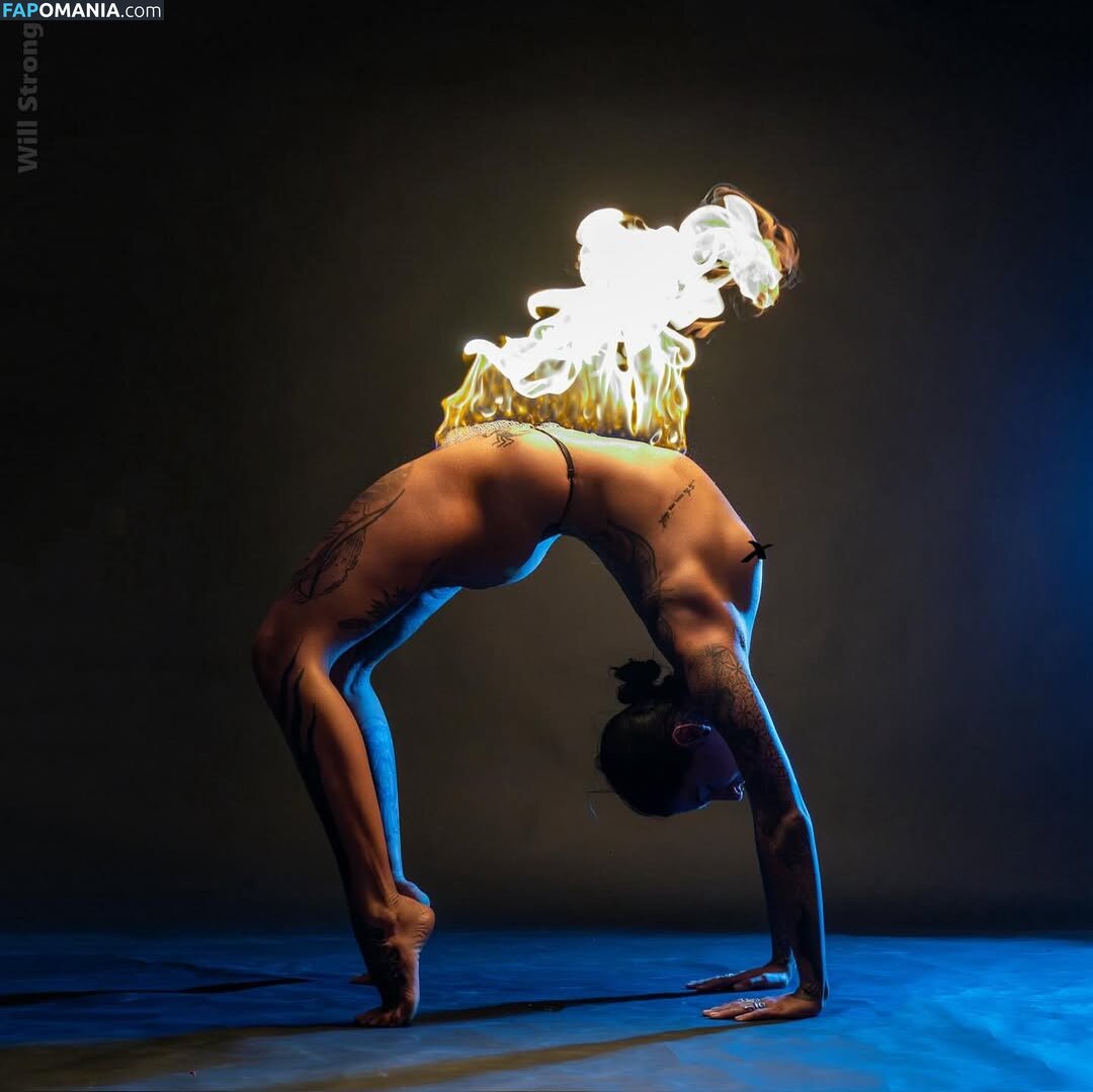 Kaladhara Creations / kaladharacreations / prema.riah Nahý OnlyFans  Uniklá fotka #5