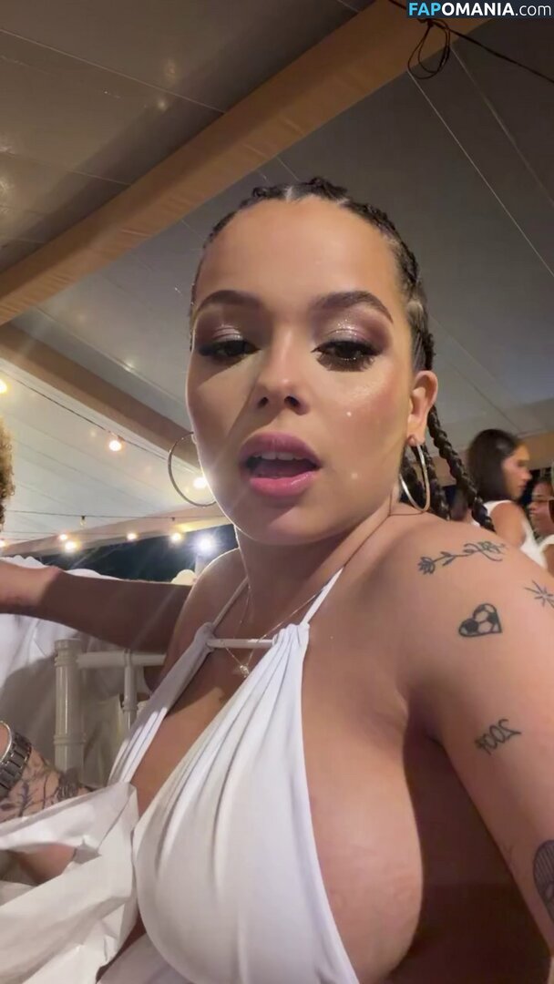 Kamyla Maria / kamysmarya Nahý OnlyFans  Uniklá fotka #1