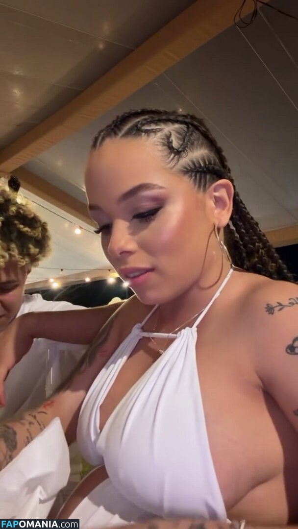 Kamyla Maria / kamysmarya Nahý OnlyFans  Uniklá fotka #8