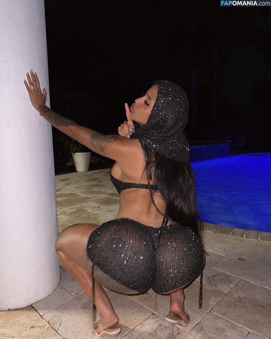 Karen Havary / havaryk / queenhavaryk Nahý OnlyFans  Uniklá fotka #6