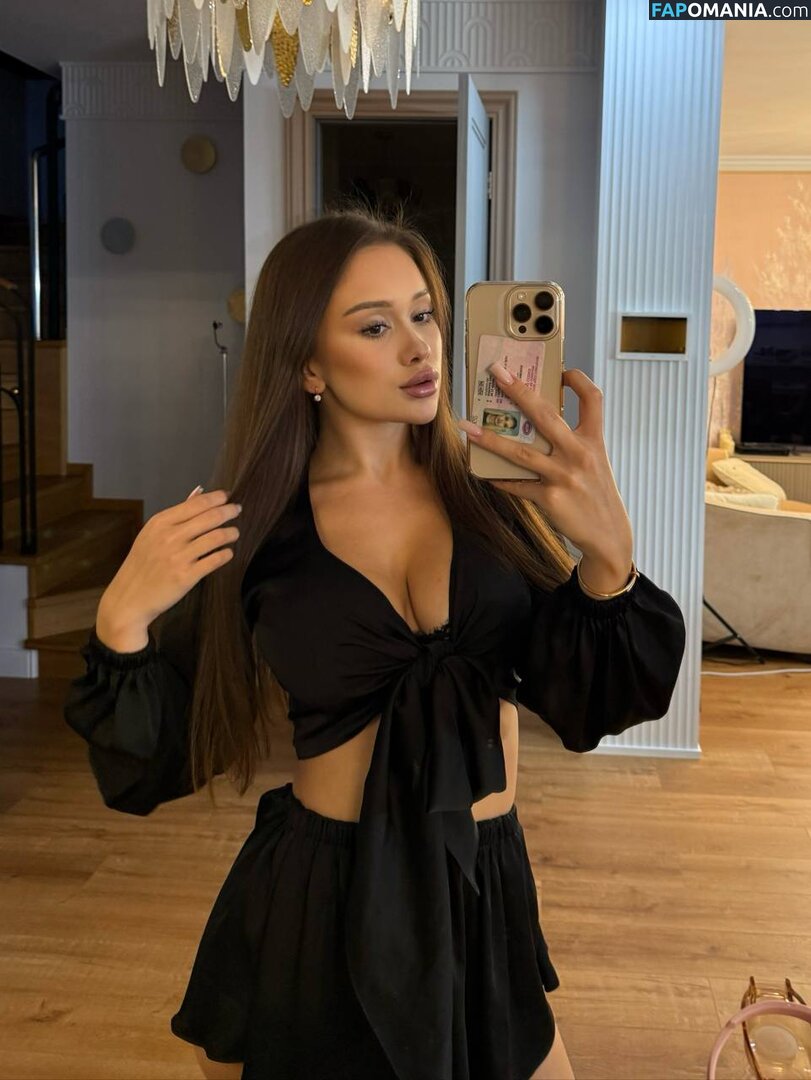 Karina Chijikova / karina_chijikova / karinachijikova Nahý OnlyFans  Uniklá fotka #126