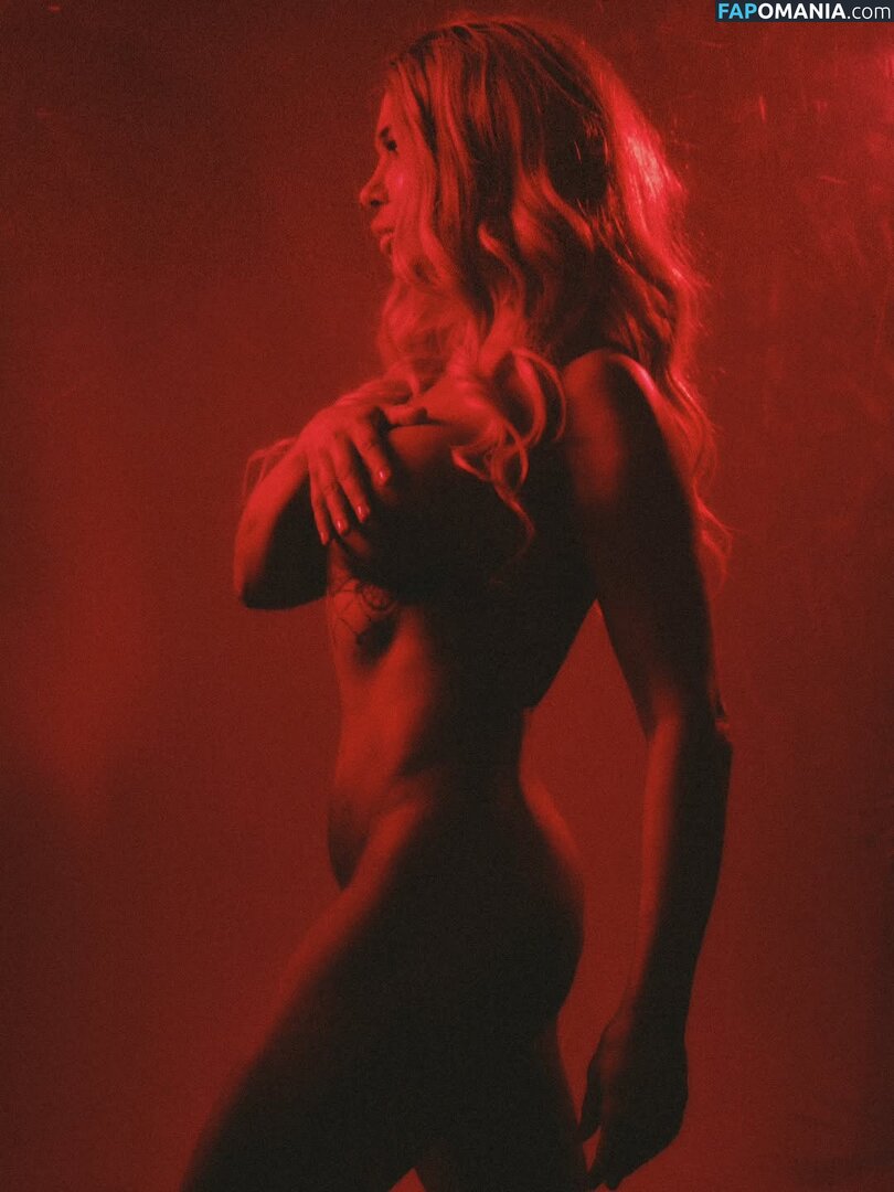 Karina Zvereva / karinazvereva Nahý OnlyFans  Uniklá fotka #1