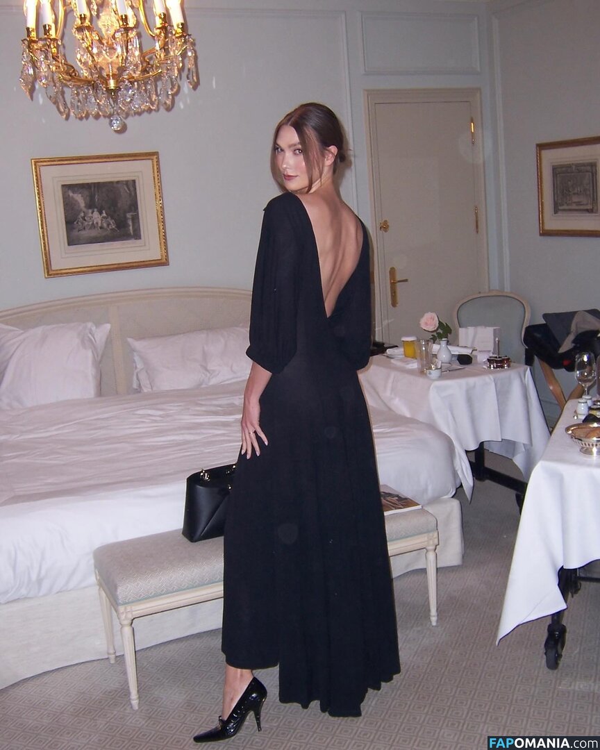 Karlie Kloss / KarlieKdaily / karliekloss Nahý OnlyFans  Uniklá fotka #1