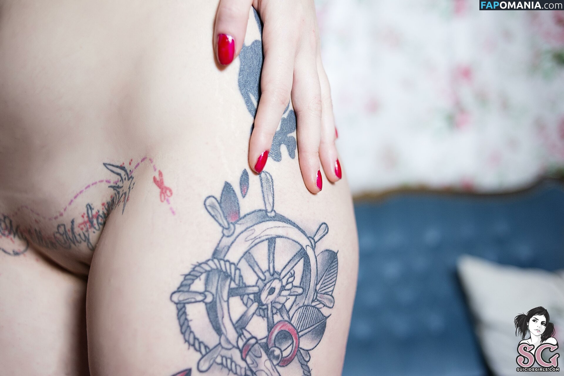 _karmina_ / vipk_official Nahý OnlyFans  Uniklá fotka #10