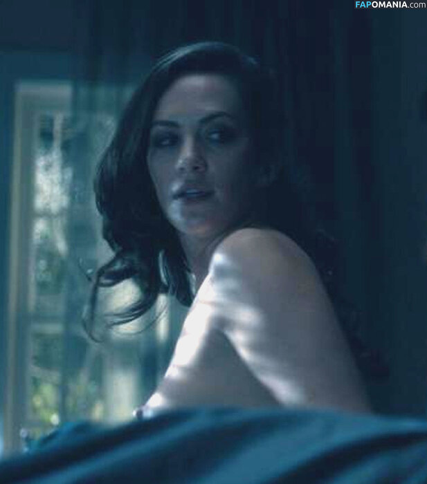 Kate Siegel Nahý OnlyFans  Uniklá fotka #4