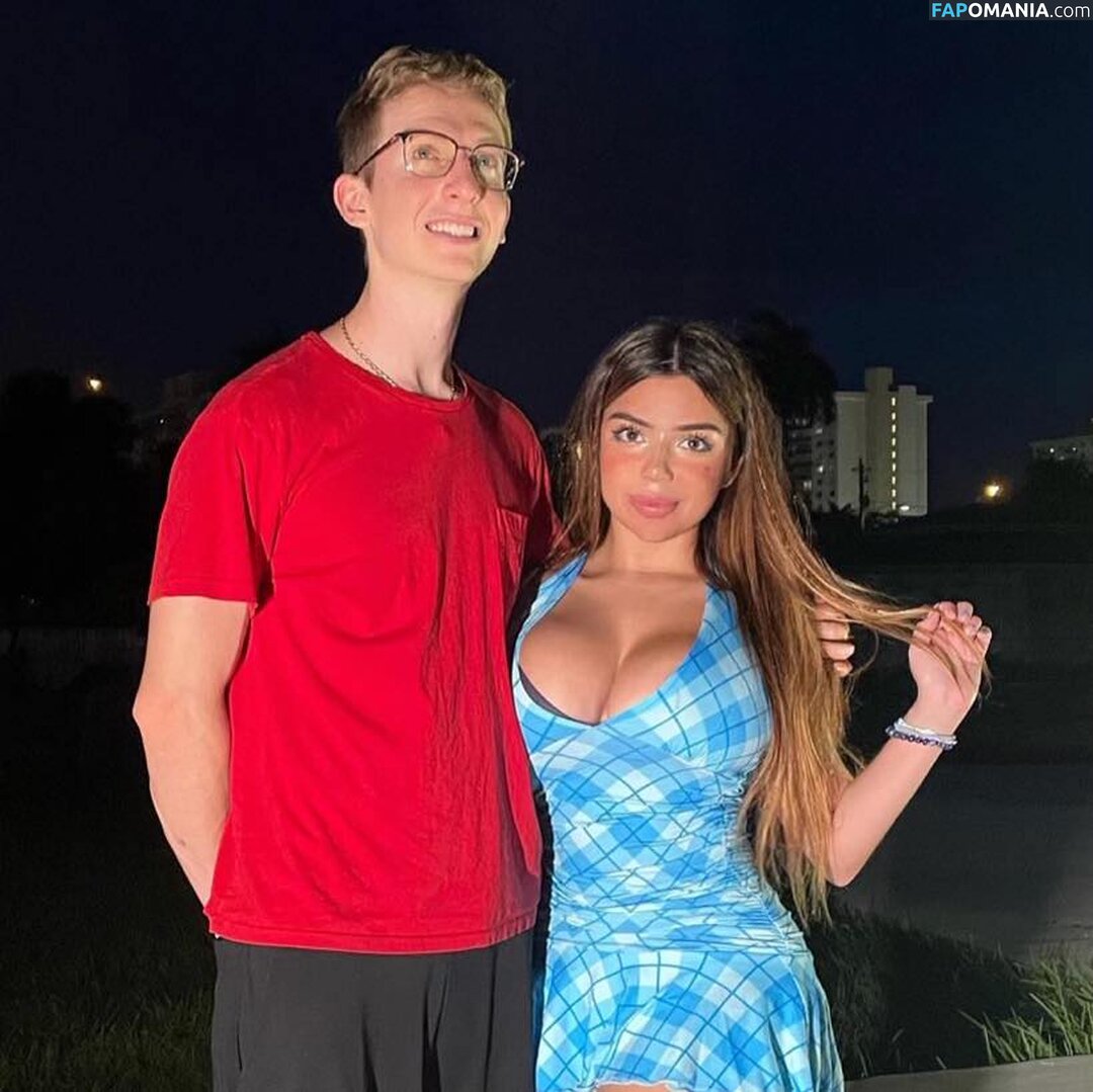 Katiana Kay / katiana Nahý OnlyFans  Uniklá fotka #19