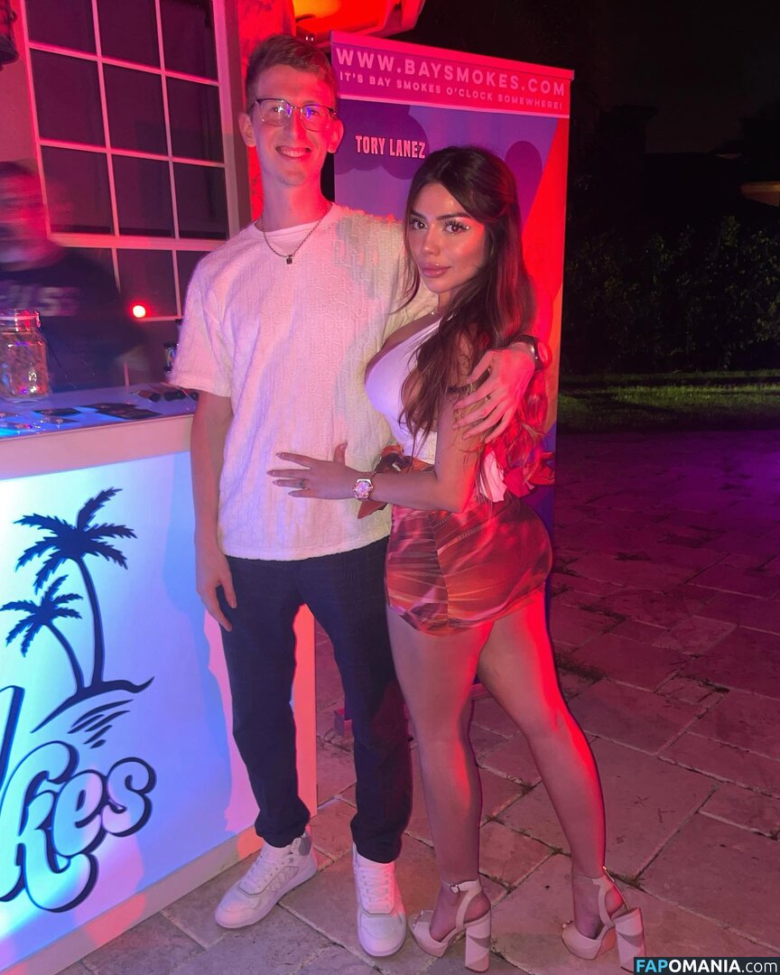 Katiana Kay / katiana Nahý OnlyFans  Uniklá fotka #20