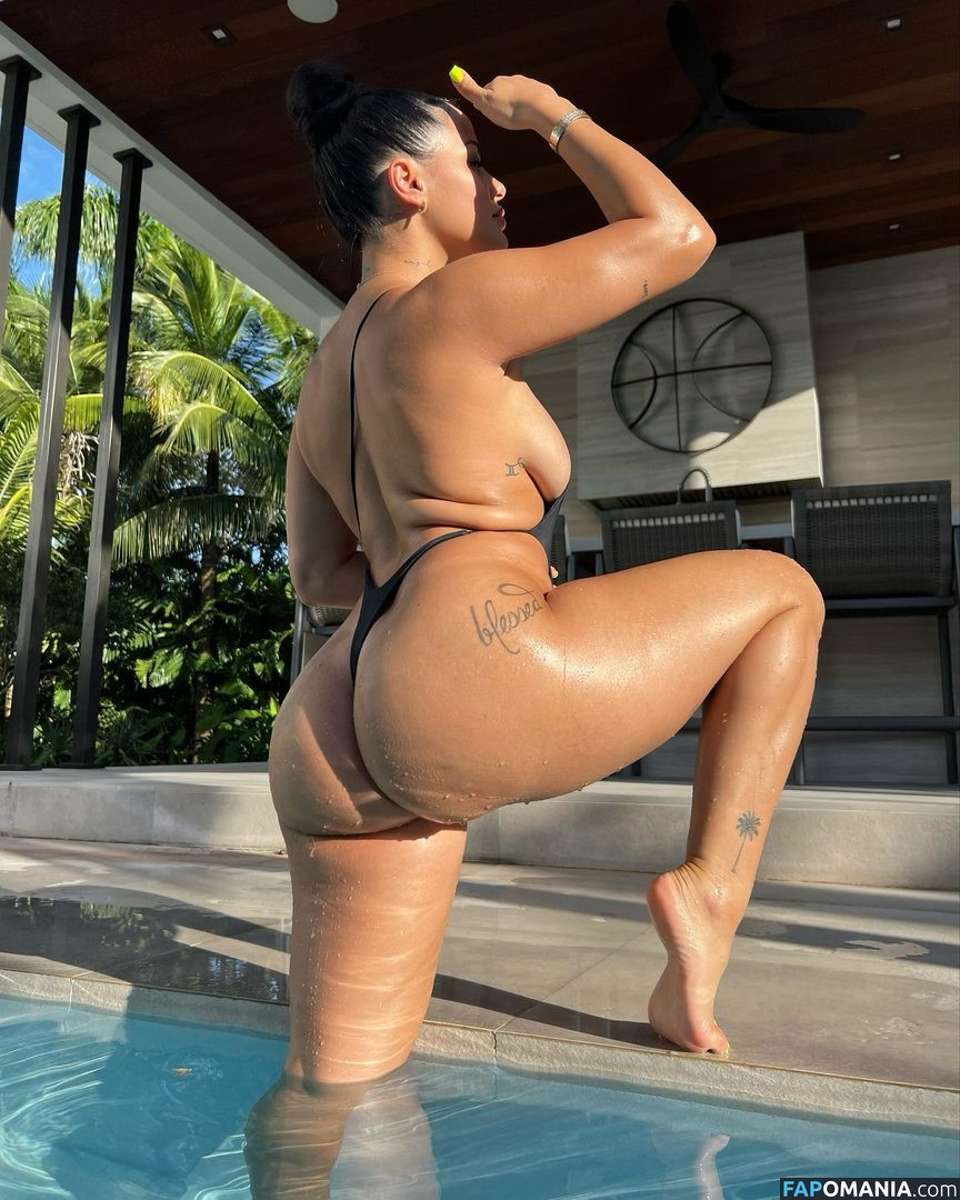Katya Elise Henry / katyaelisehenry / katyaelisehenrysworld Nahý OnlyFans  Uniklá fotka #42