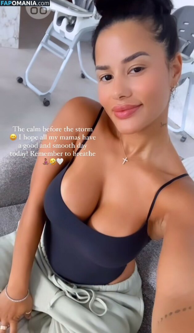 Katya Elise Henry / katyaelisehenry / katyaelisehenrysworld Nahý OnlyFans  Uniklá fotka #965
