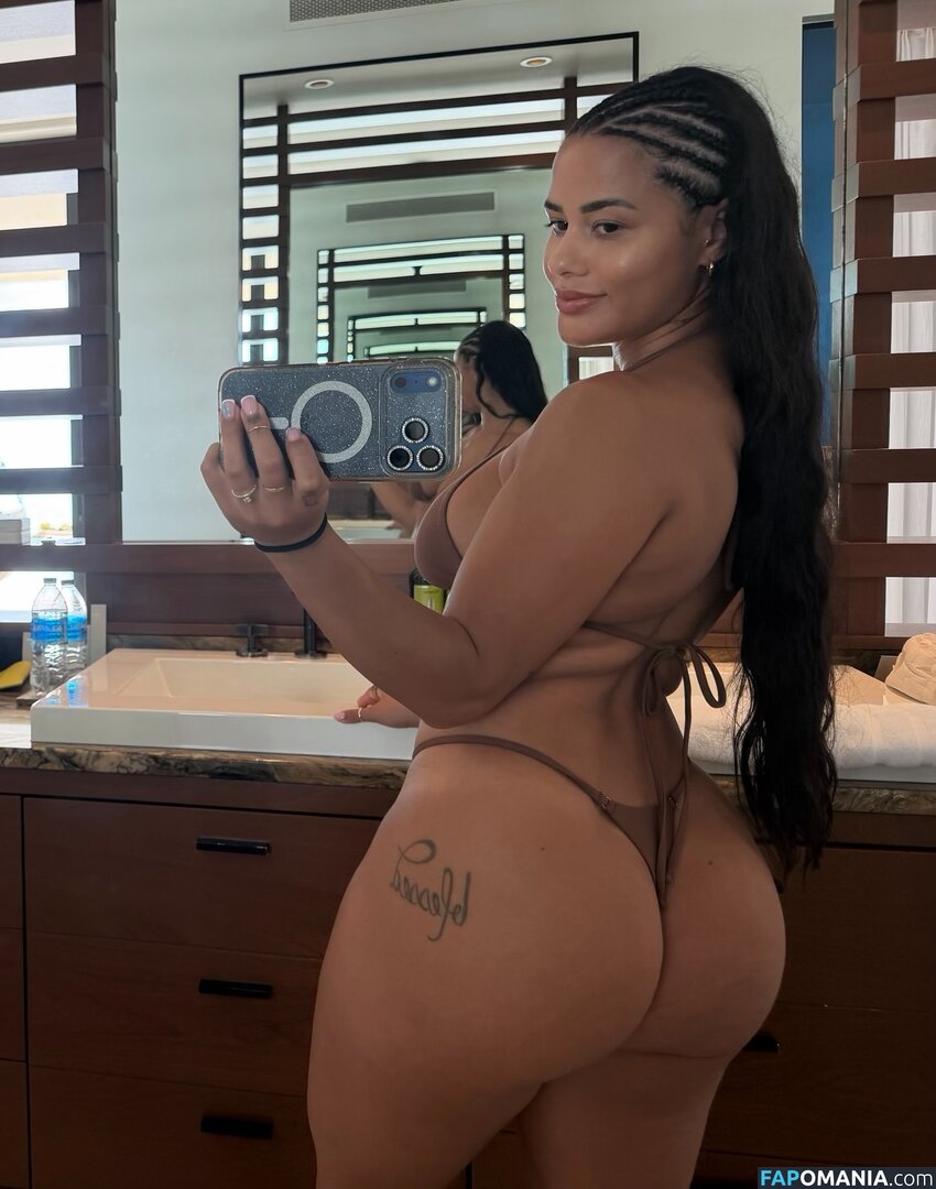 Katya Elise Henry / katyaelisehenry / katyaelisehenrysworld Nahý OnlyFans  Uniklá fotka #1051