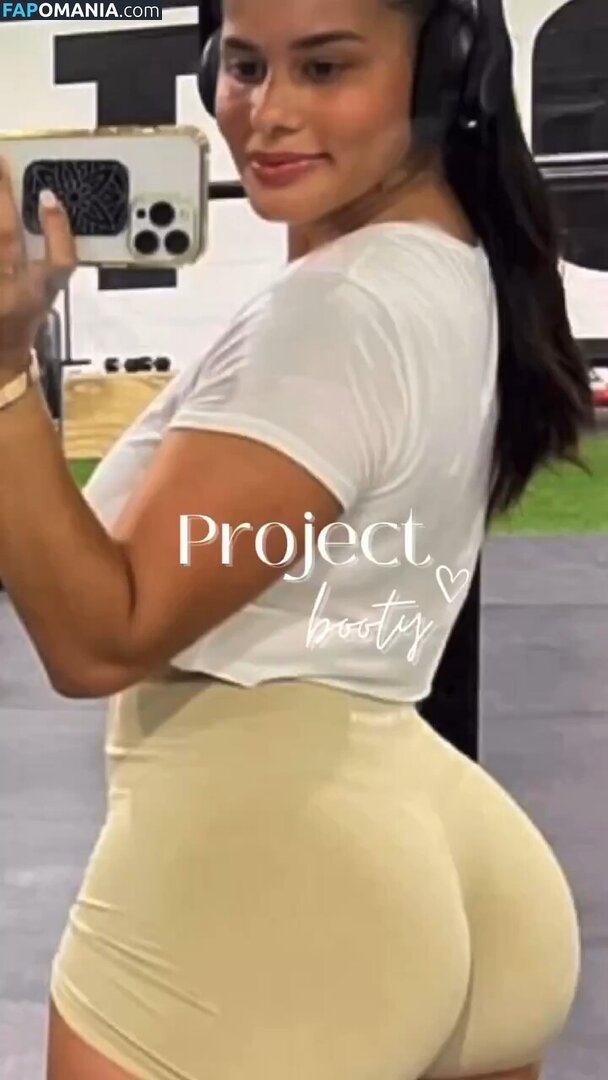 Katya Elise Henry / katyaelisehenry / katyaelisehenrysworld Nahý OnlyFans  Uniklá fotka #1071