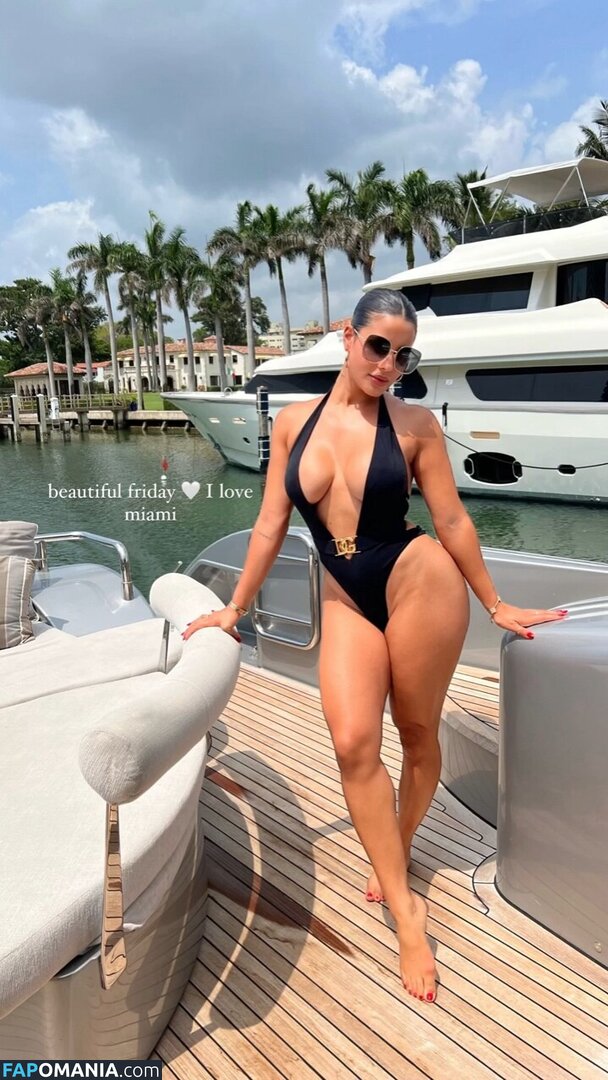 Katya Elise Henry / katyaelisehenry / katyaelisehenrysworld Nahý OnlyFans  Uniklá fotka #1077