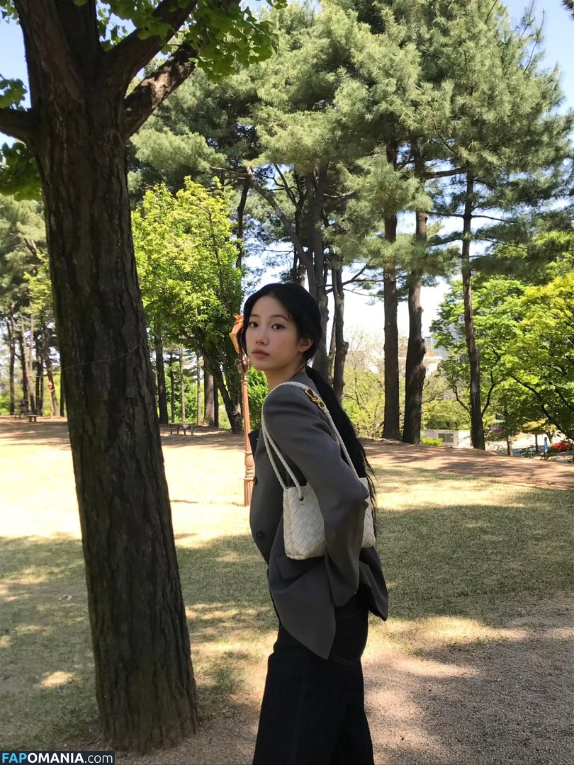 Kazuha Nakamura 中村 一葉 / LESSERAFIM / zuhazana Nahý OnlyFans  Uniklá fotka #4