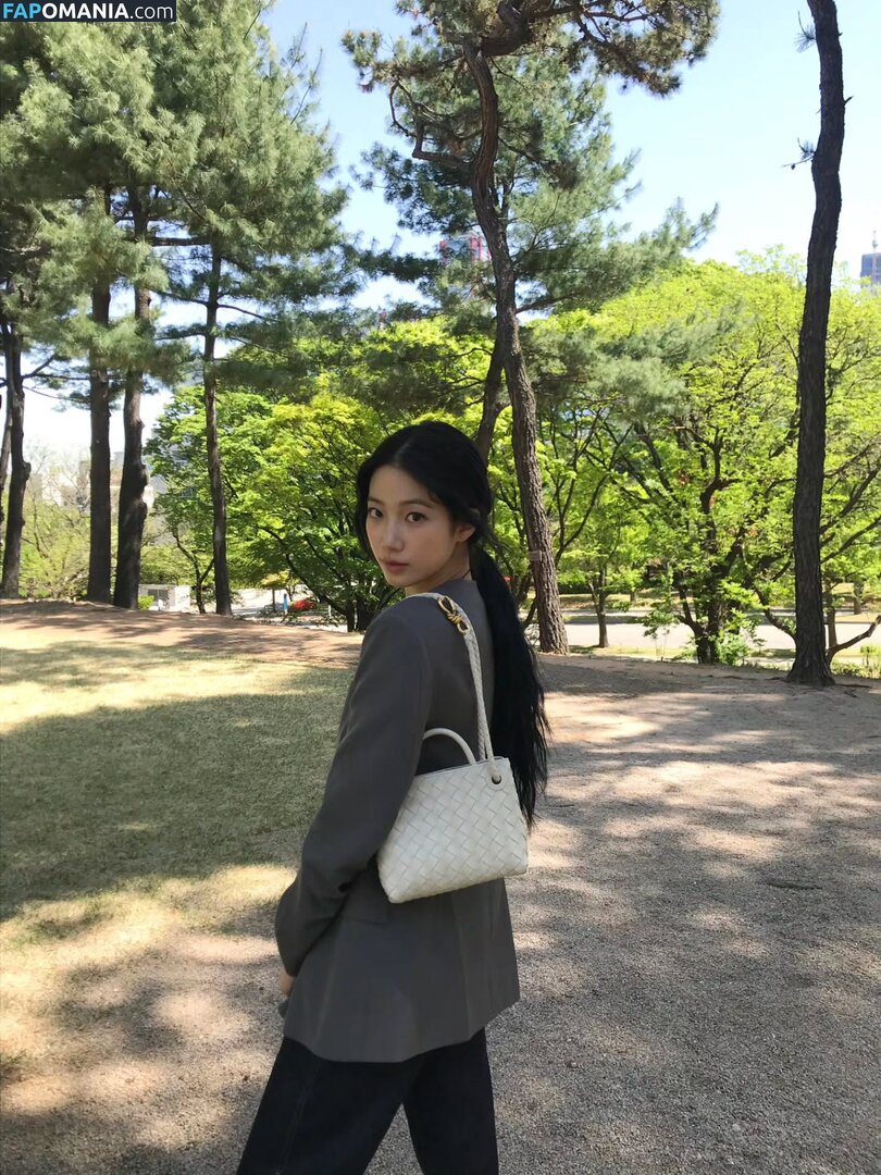 Kazuha Nakamura 中村 一葉 / LESSERAFIM / zuhazana Nahý OnlyFans  Uniklá fotka #5
