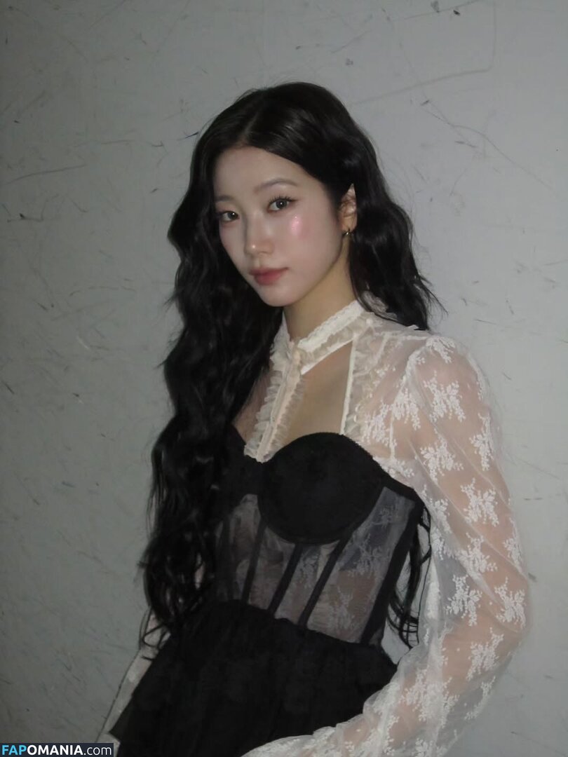 Kazuha Nakamura 中村 一葉 / LESSERAFIM / zuhazana Nahý OnlyFans  Uniklá fotka #22