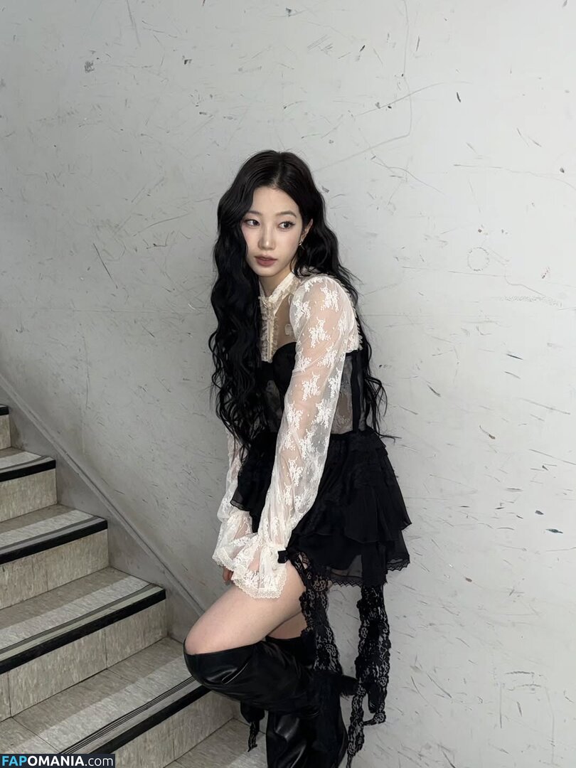 Kazuha Nakamura 中村 一葉 / LESSERAFIM / zuhazana Nahý OnlyFans  Uniklá fotka #27