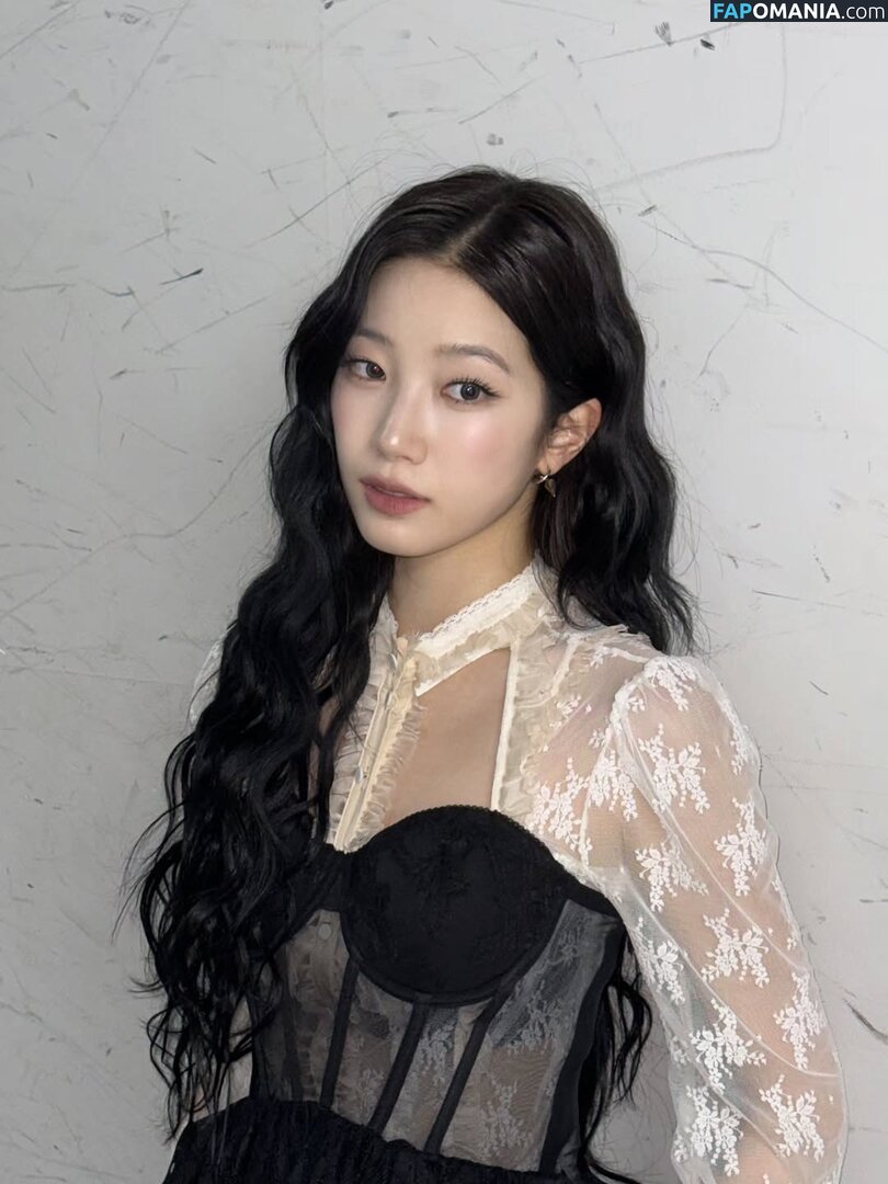 Kazuha Nakamura 中村 一葉 / LESSERAFIM / zuhazana Nahý OnlyFans  Uniklá fotka #32