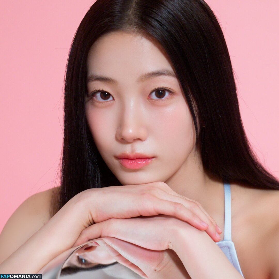 Kazuha Nakamura 中村 一葉 / LESSERAFIM / zuhazana Nahý OnlyFans  Uniklá fotka #38