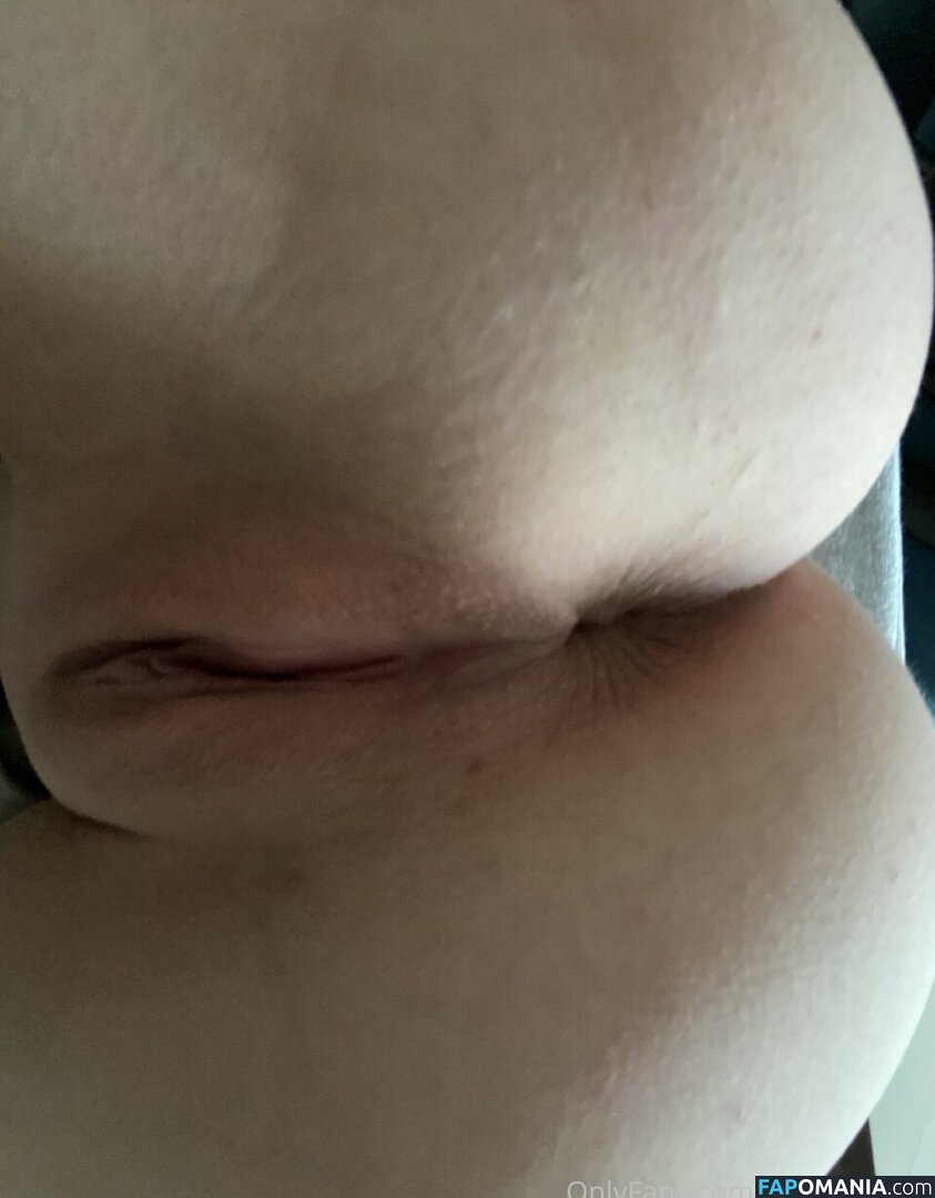 Boobafett / Kenzie Logan / kenzierpg / okenzielogan Nahý OnlyFans  Uniklá fotka #21