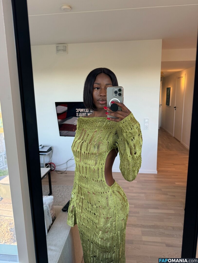 Khaddi Sagnia / khaddisagnia Nahý OnlyFans  Uniklá fotka #60