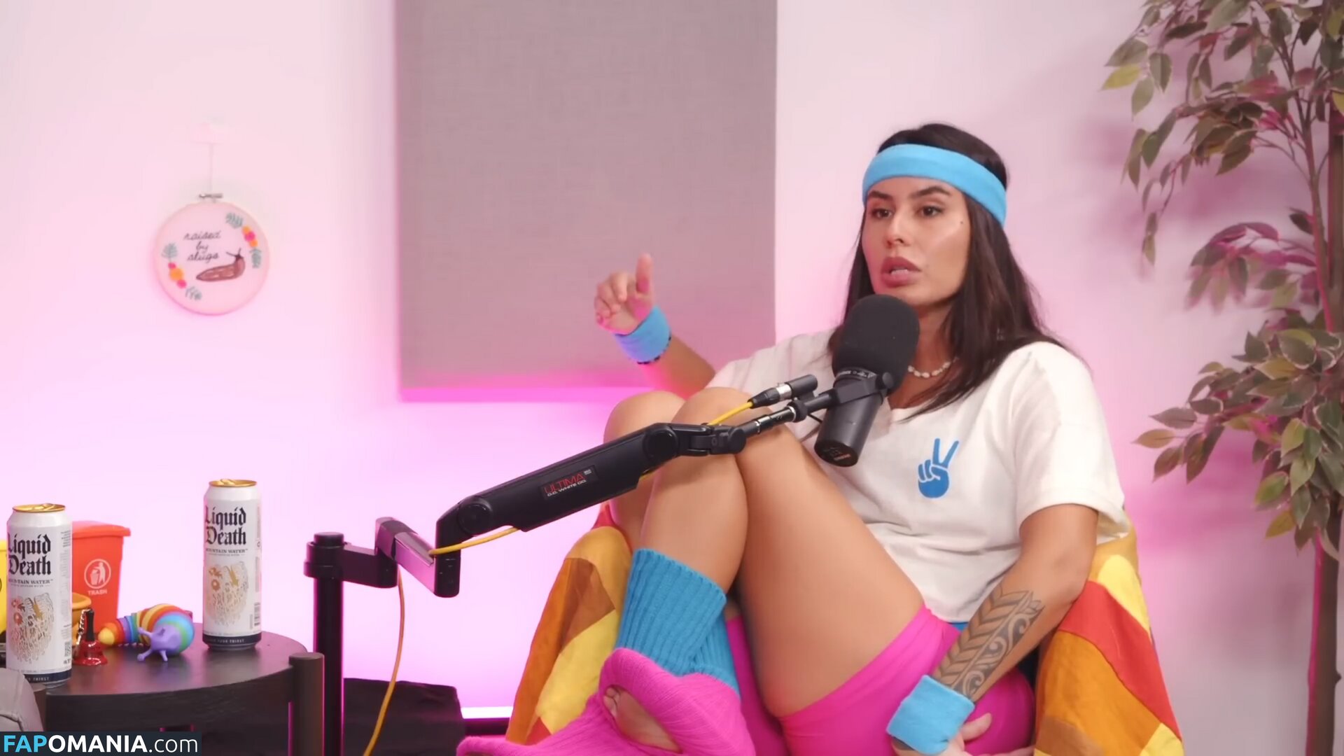 Khalyla Kuhn / khalamityk Nahý OnlyFans  Uniklá fotka #18