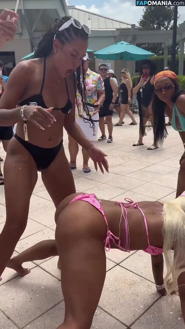 AEW Wrestling / HoganKnowsBest3 / Kiera Hogan / thekierahogan_ Nahý OnlyFans  Uniklá fotka #4