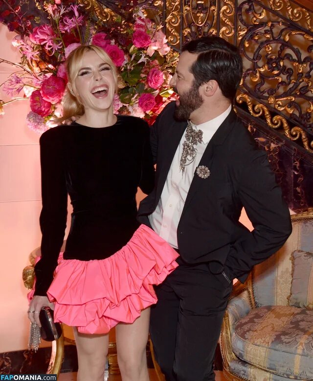 AdventuresSabrina / Kiernan Shipka / kiernanshipka Nahý OnlyFans  Uniklá fotka #592