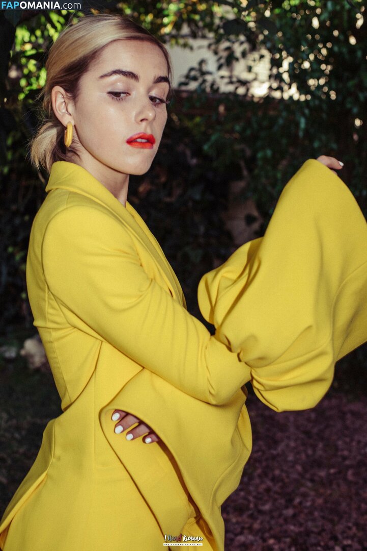 AdventuresSabrina / Kiernan Shipka / kiernanshipka Nahý OnlyFans  Uniklá fotka #968