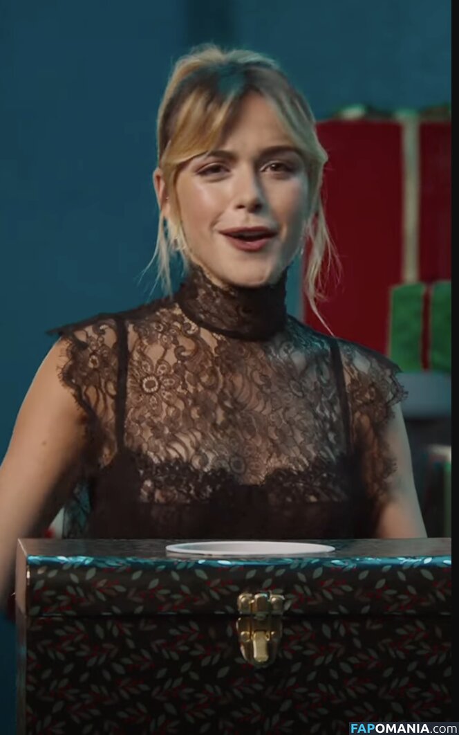 AdventuresSabrina / Kiernan Shipka / kiernanshipka Nahý OnlyFans  Uniklá fotka #1462