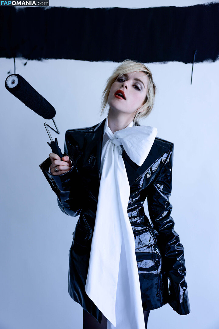 AdventuresSabrina / Kiernan Shipka / kiernanshipka Nahý OnlyFans  Uniklá fotka #1536