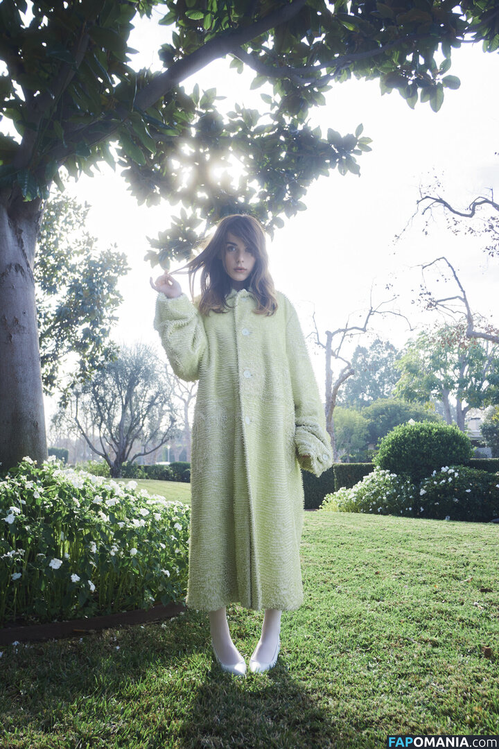 AdventuresSabrina / Kiernan Shipka / kiernanshipka Nahý OnlyFans  Uniklá fotka #1558