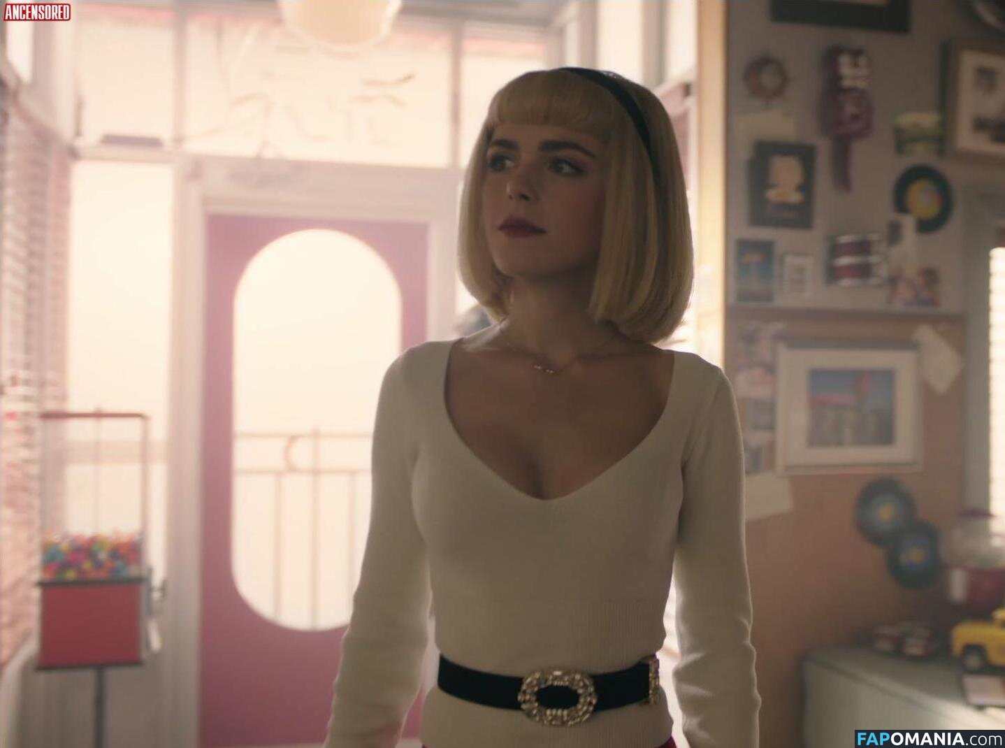 AdventuresSabrina / Kiernan Shipka / kiernanshipka Nahý OnlyFans  Uniklá fotka #1609