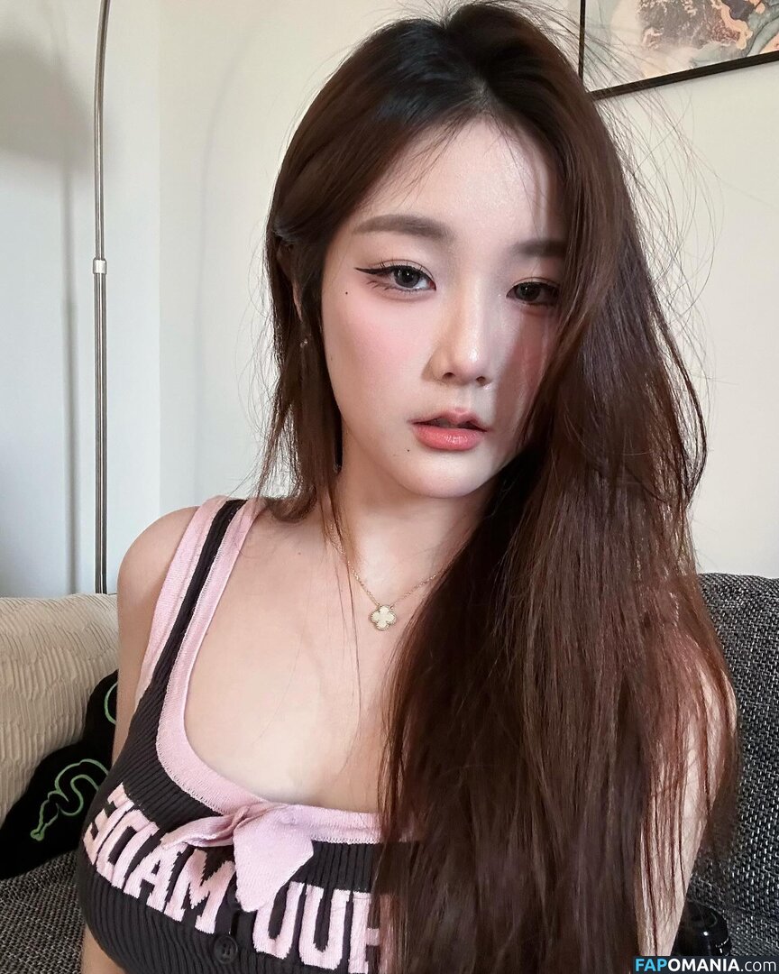 Athena / Kiittwy Nahý OnlyFans  Uniklá fotka #57