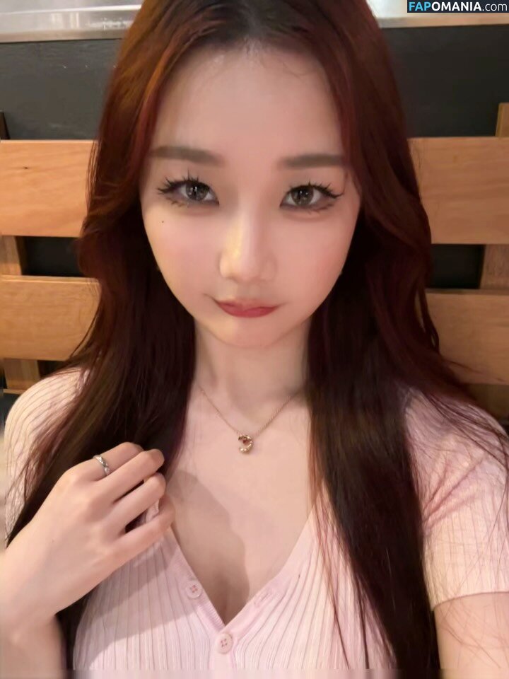 Athena / Kiittwy Nahý OnlyFans  Uniklá fotka #61