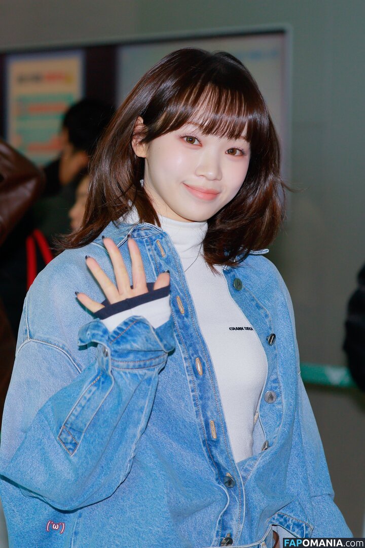 Kim Chaewon / _chaechae_1 / 김채원 Le Sserafim Nahý OnlyFans  Uniklá fotka #4