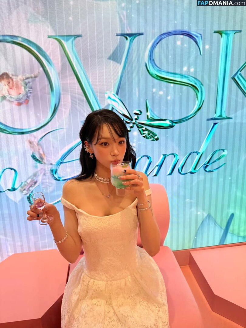 Kim Chaewon / _chaechae_1 / 김채원 Le Sserafim Nahý OnlyFans  Uniklá fotka #50