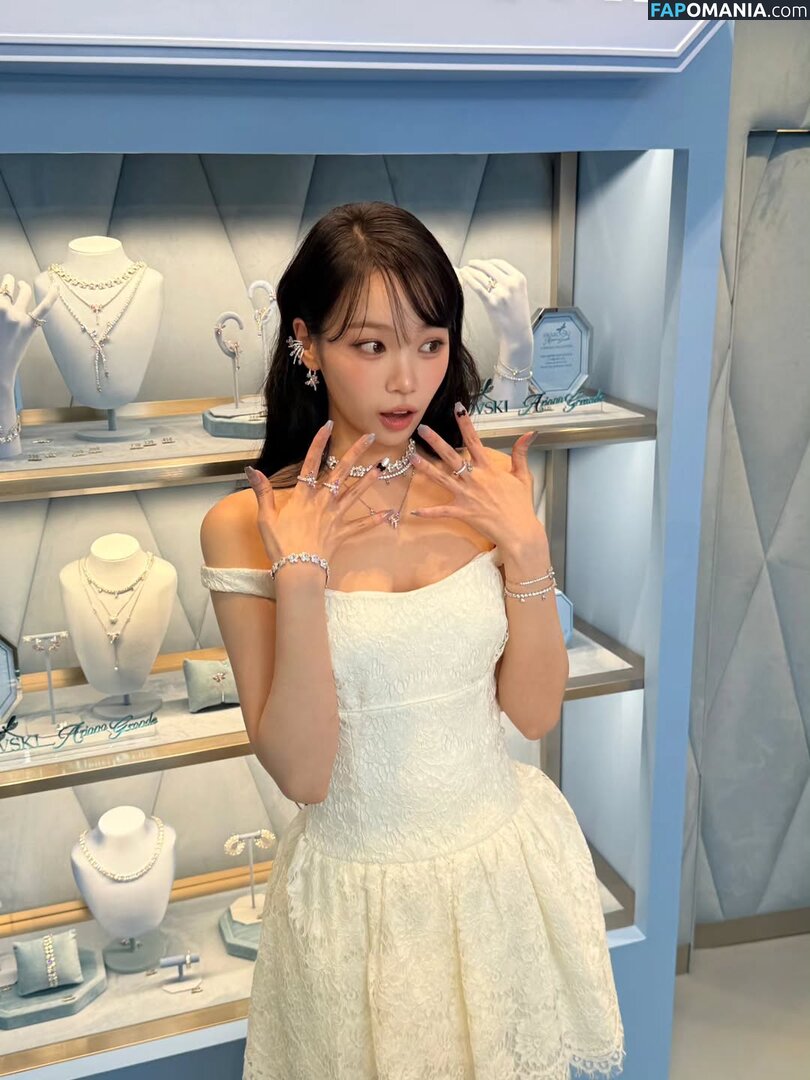 Kim Chaewon / _chaechae_1 / 김채원 Le Sserafim Nahý OnlyFans  Uniklá fotka #52