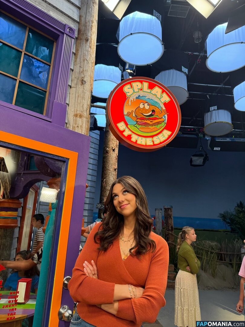 Kira Kosarin / kirakosarin Nahý OnlyFans  Uniklá fotka #746