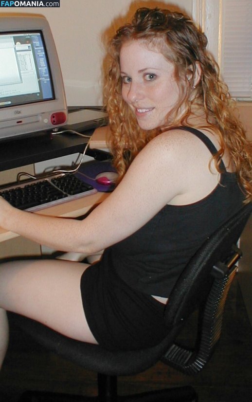 Kira The Little Redhead Nahý OnlyFans  Uniklá fotka #249