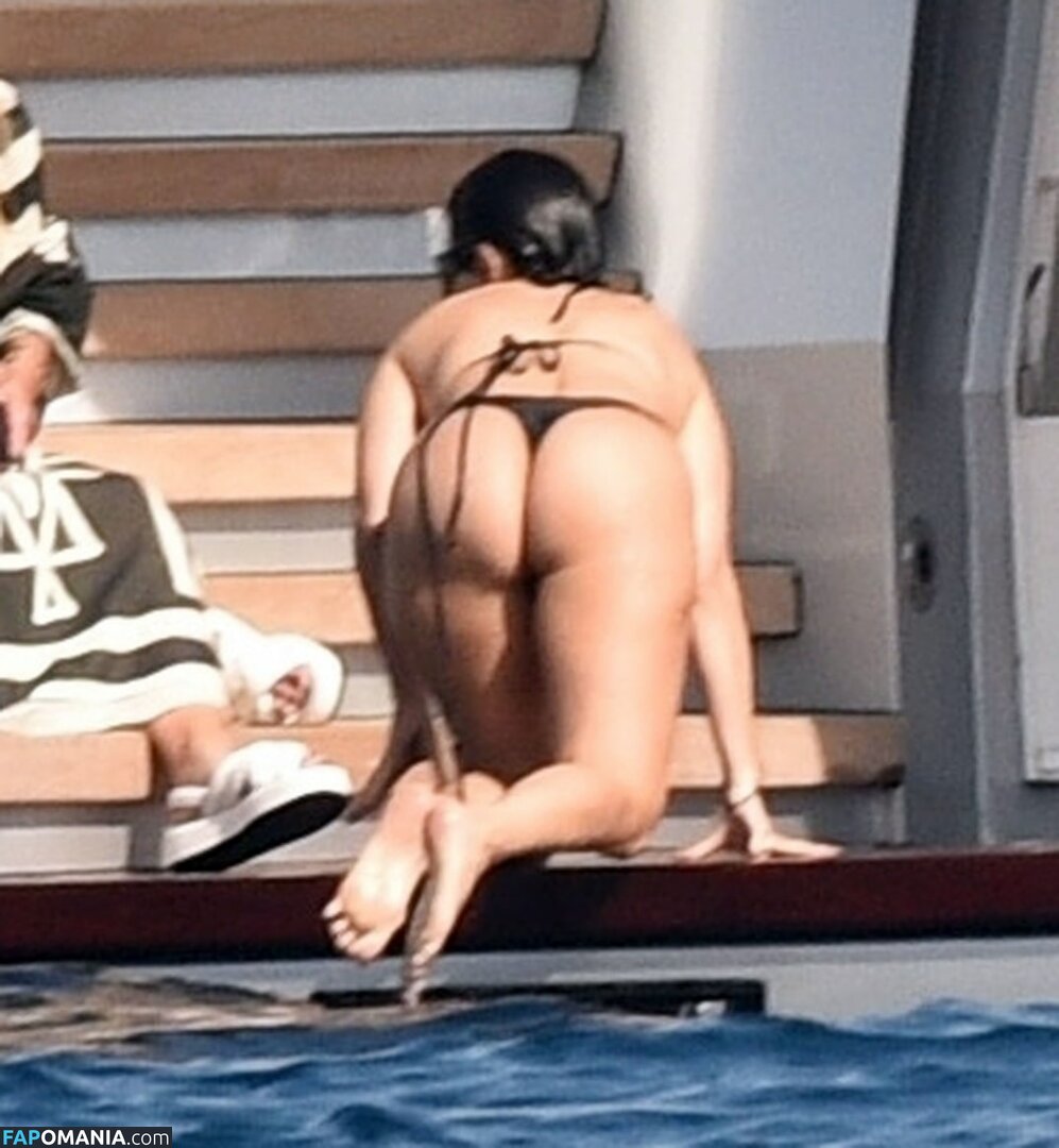 Kourtney Kardashian / kourtneykardash Nahý OnlyFans  Uniklá fotka #84