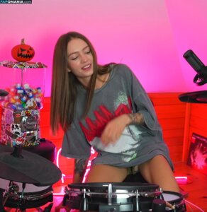 Kriss Drummer / Kristina Rybalchenko / kriss_drummer Nahý OnlyFans  Uniklá fotka #2