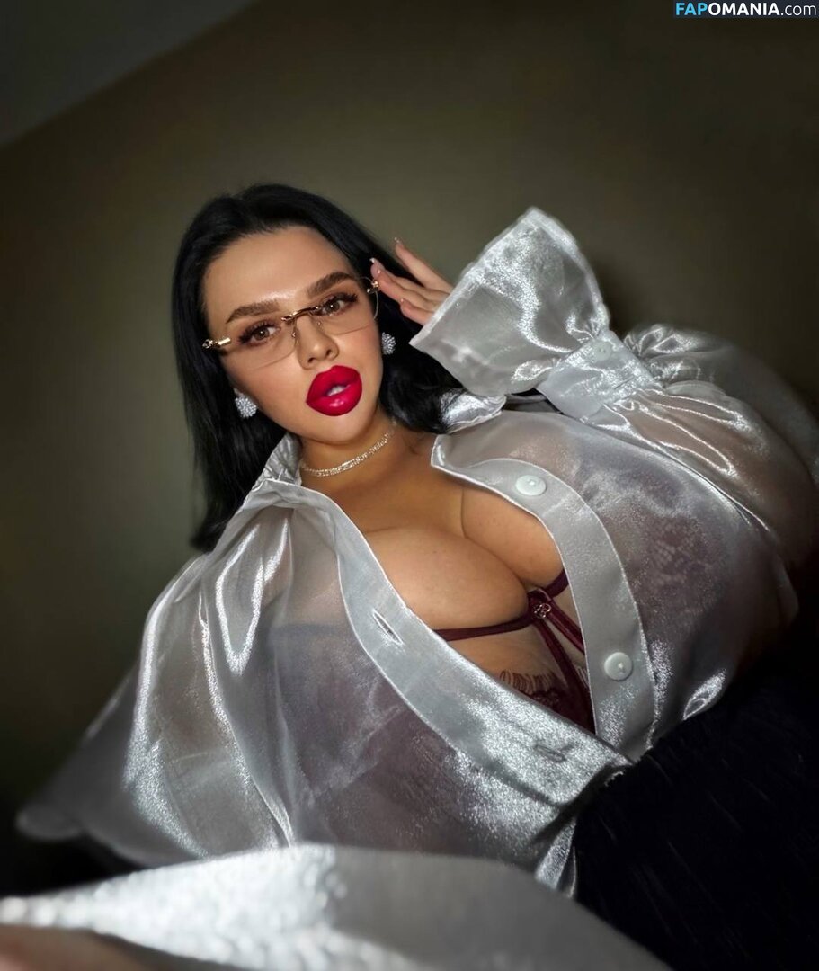 https: / kristina_doru Nahý OnlyFans  Uniklá fotka #8