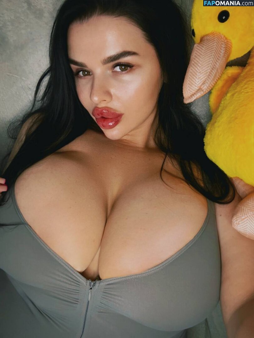 https: / kristina_doru Nahý OnlyFans  Uniklá fotka #11