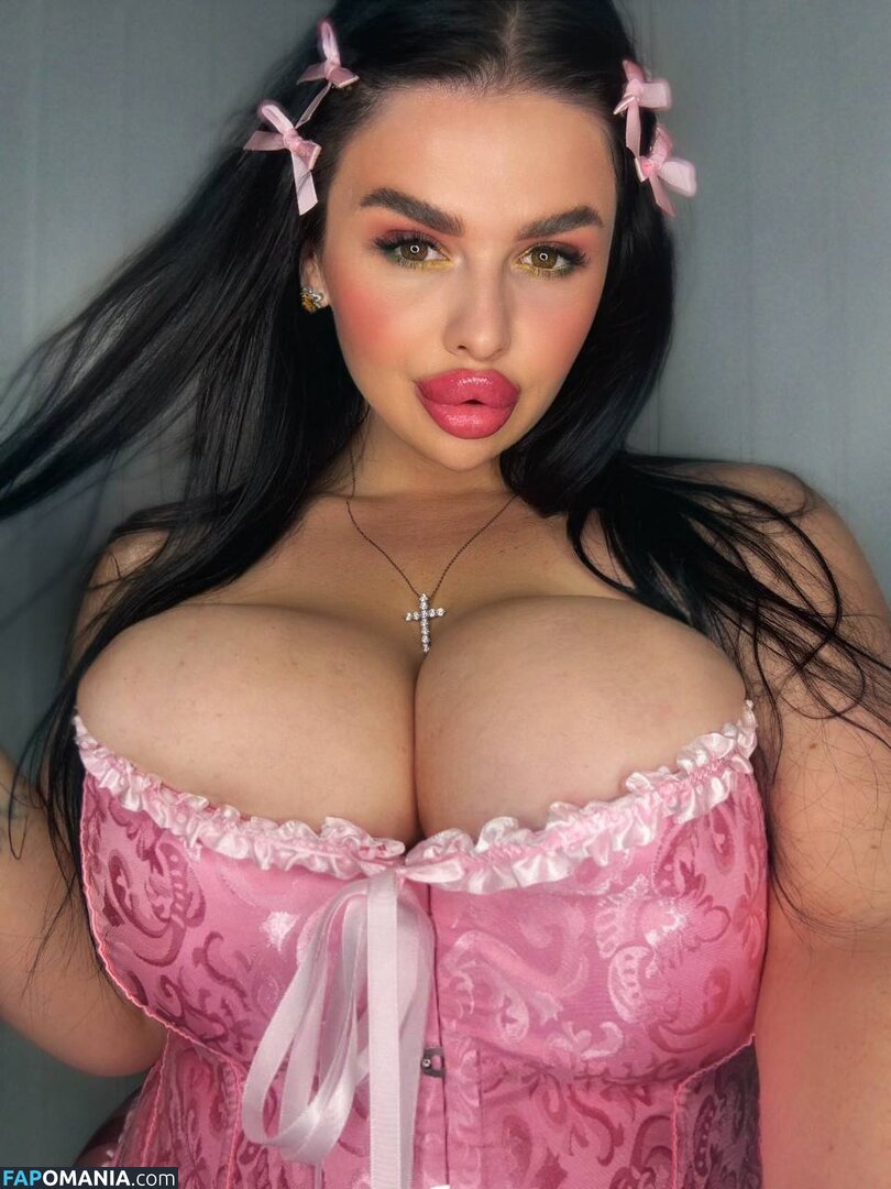 https: / kristina_doru Nahý OnlyFans  Uniklá fotka #13