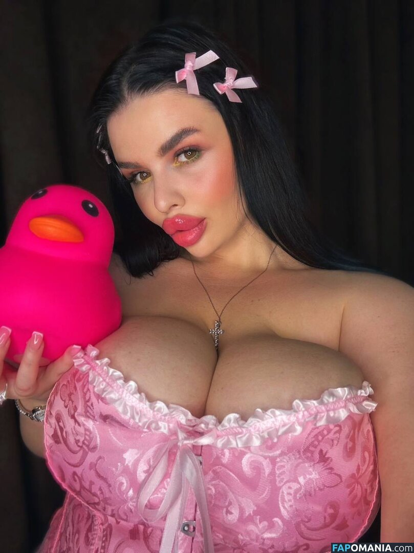 https: / kristina_doru Nahý OnlyFans  Uniklá fotka #16
