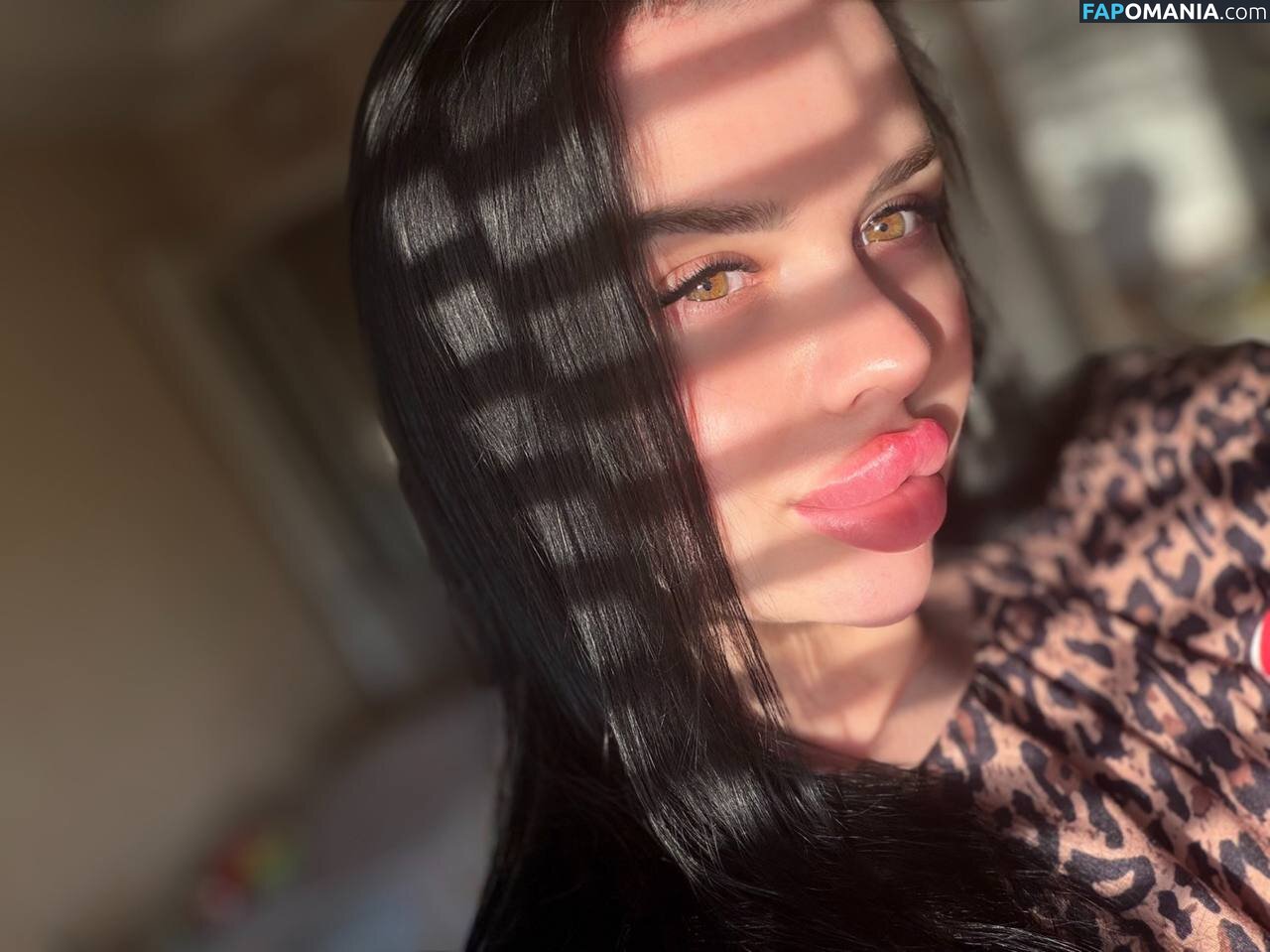 https: / kristina_doru Nahý OnlyFans  Uniklá fotka #17