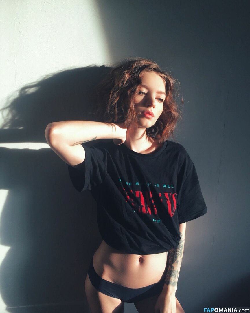 Kriss Drummer / Kristina Rybalchenko / kriss_drummer / user Nahý OnlyFans  Uniklá fotka #4